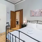 4 Comodi Posti Letto Con Giardino Al Colosseo Apartament *
