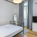 Apartament 4 Comodi Posti Letto Con Giardino Al Colosseo Rzym