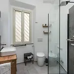 Apartament 4 Comodi Posti Letto Con Giardino Al Colosseo Rzym