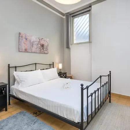 4 Comodi Posti Letto Con Giardino Al Colosseo Appartement *